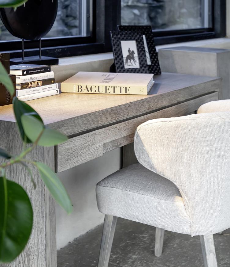 HUNTER Writing desk