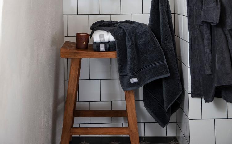 Lexington Hotel Towel Gray/Dk Gray 30x50 - 0