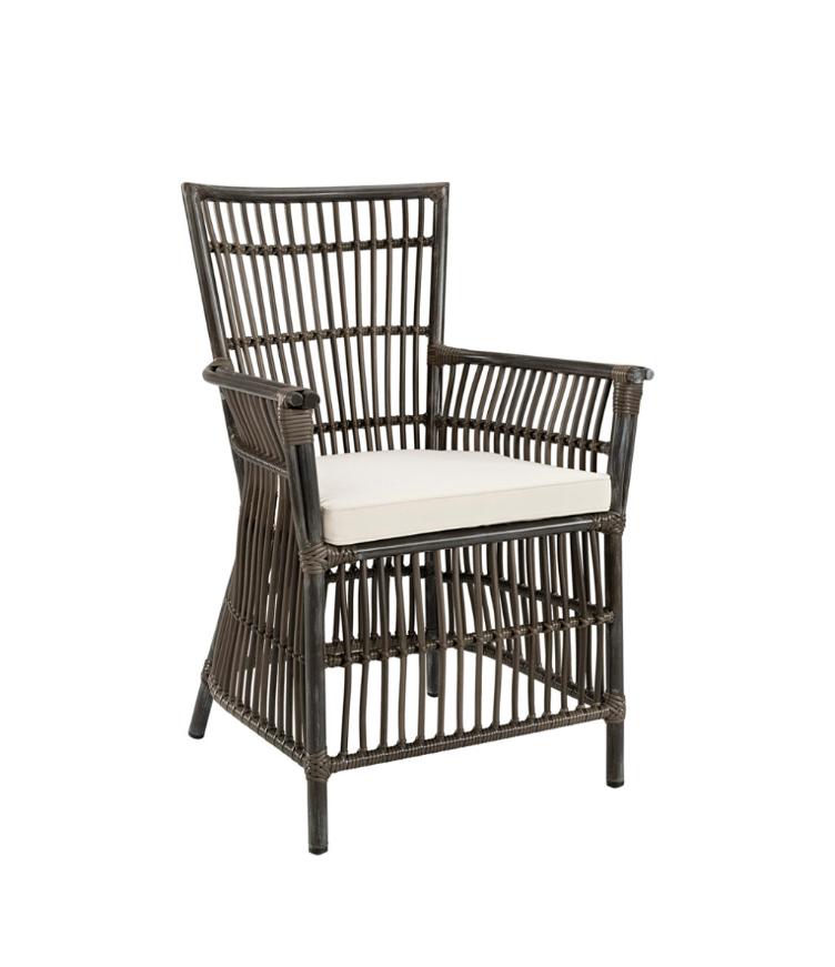 MODEST Outdoor dining armchair