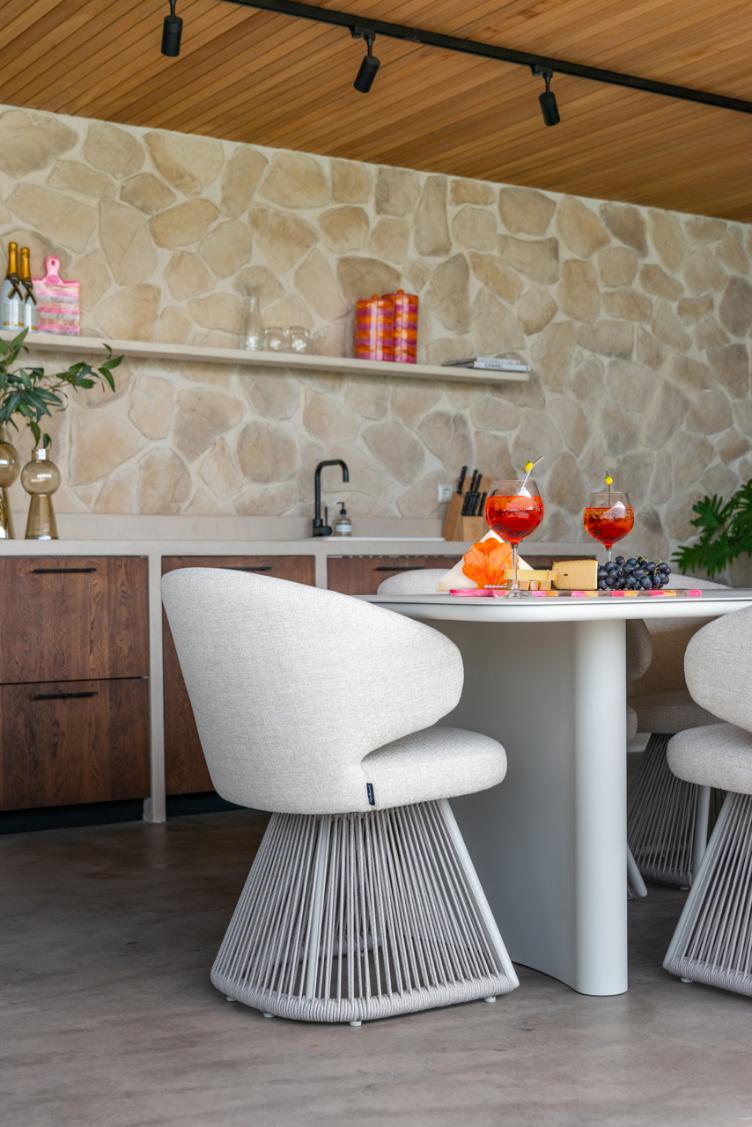 Outdoor dining chair Nuba beige alpine