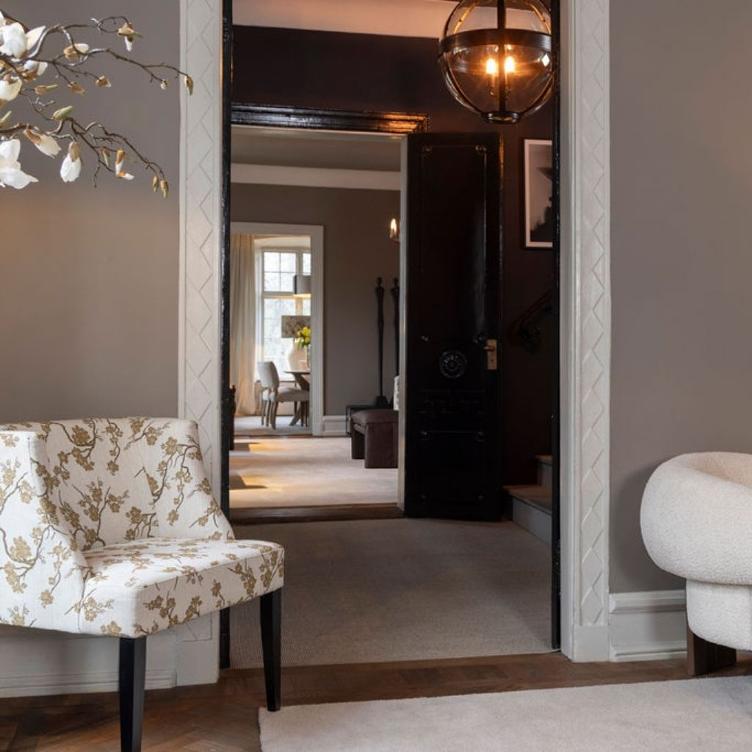 ASHBURY dining armchair