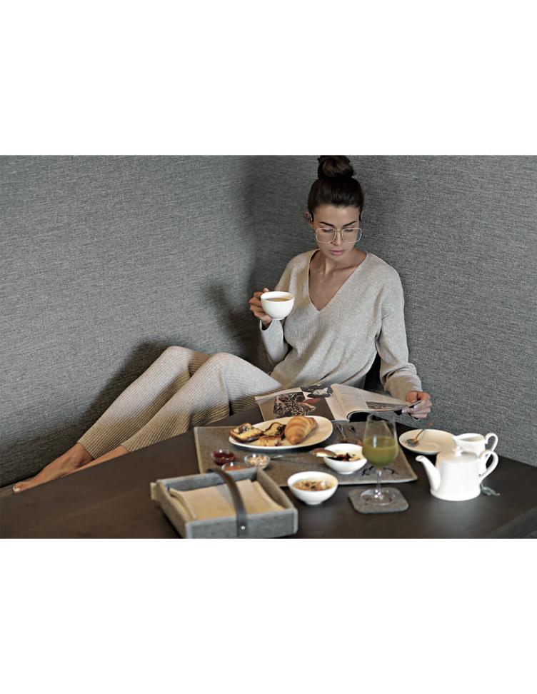 Serviettenhalter aus Wollfilz taupe 24x24 H8