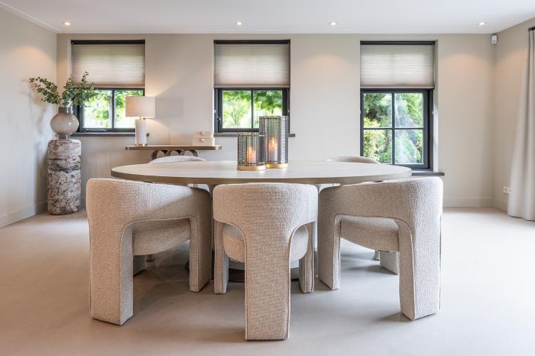 Dining chair Belle biscotti fire retardant